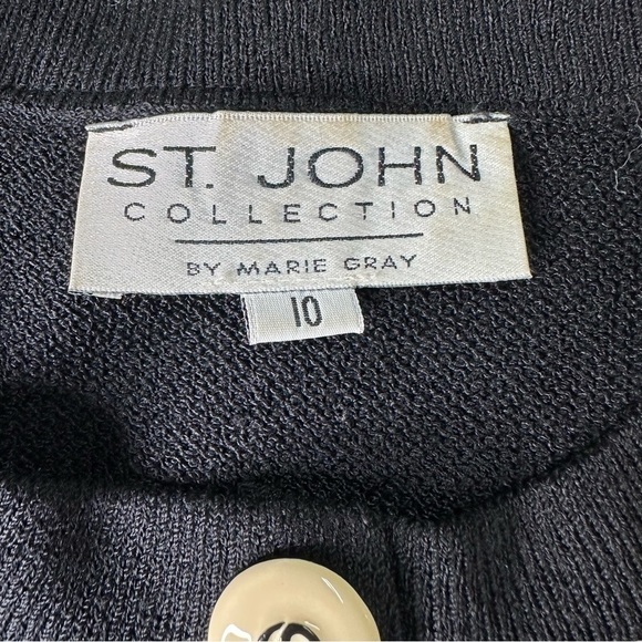 St. John Collection Black Knit Cardigan. Size 10 - Picture 2 of 8